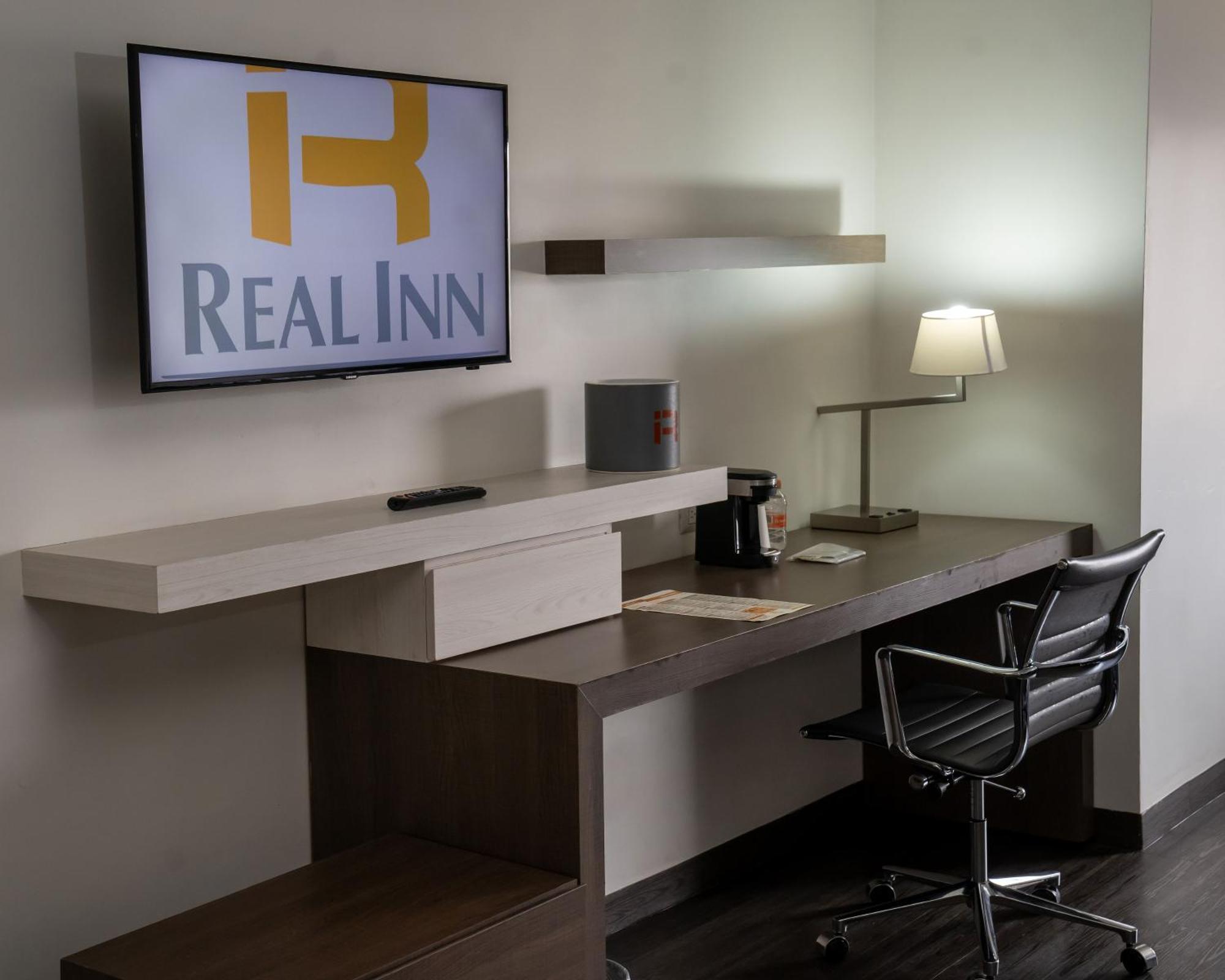 レアル イン ティファナ エクステリア 写真 Real Inn